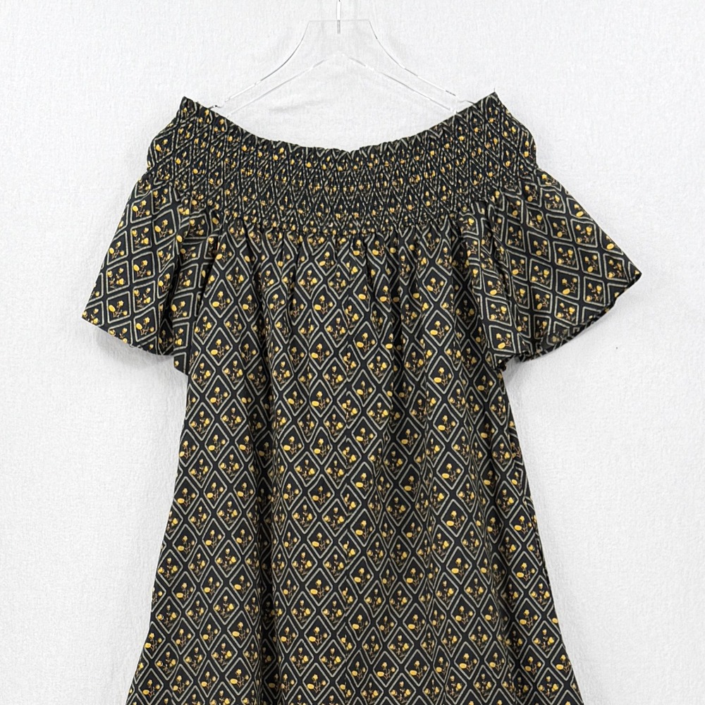 HYACINTH HOUSE Dress Small Black Floral Smocked Off The Shoulder Tuckernuck NEW - Picture 7 of 16